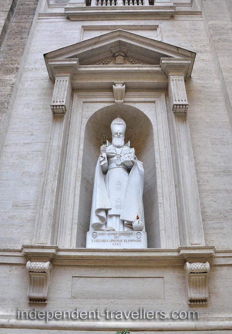 Marble statue of S. Gregorius Armeniae Illuminator &ldquo;Saint Gregory the Illuminator&rdquo;