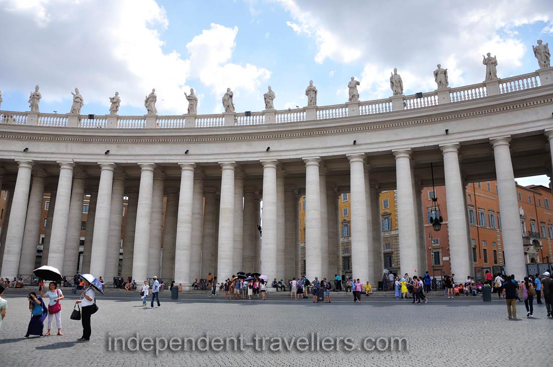 The colonnade is four columns deep
